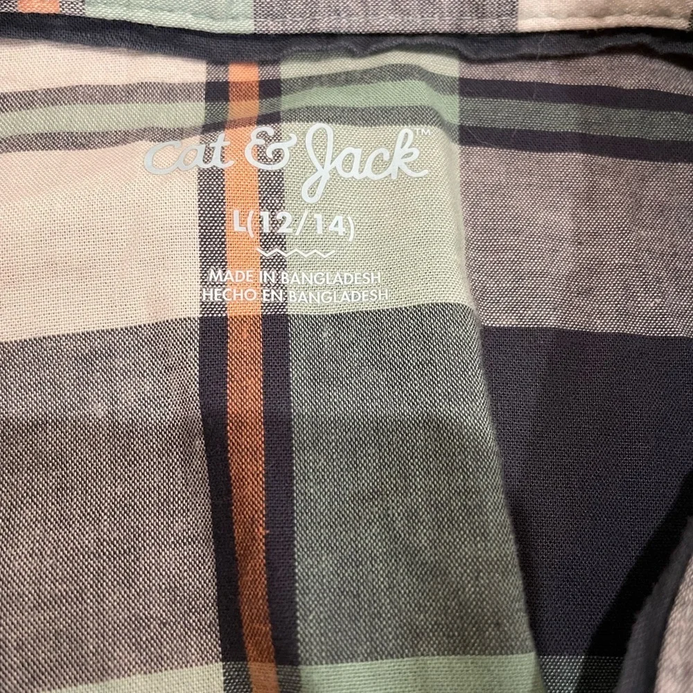 Boy Cat And Jack Plaid Long Sleeve Button Up Collared Shirt 12- 14 Large